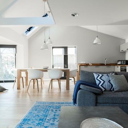 The Cliffside Loft - Distinctly Modern 3 Bdr Riverside Home Bath Kültér fotó